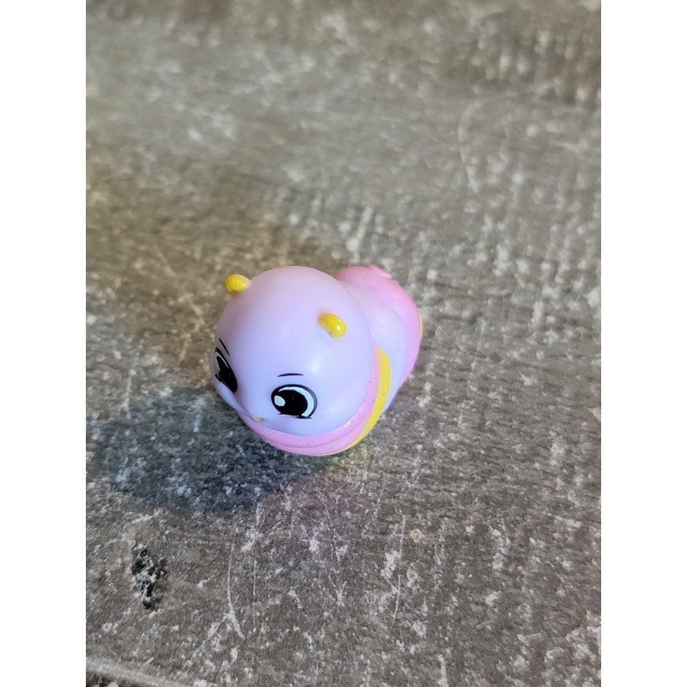 Shopkins moose pink purple caterpillar Bug mini toy figure‎